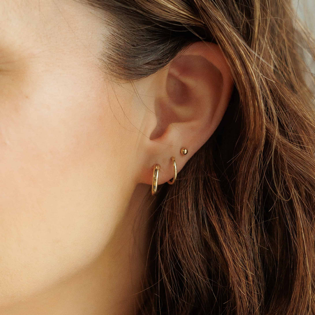 The Gia — Classic Gold Hoops