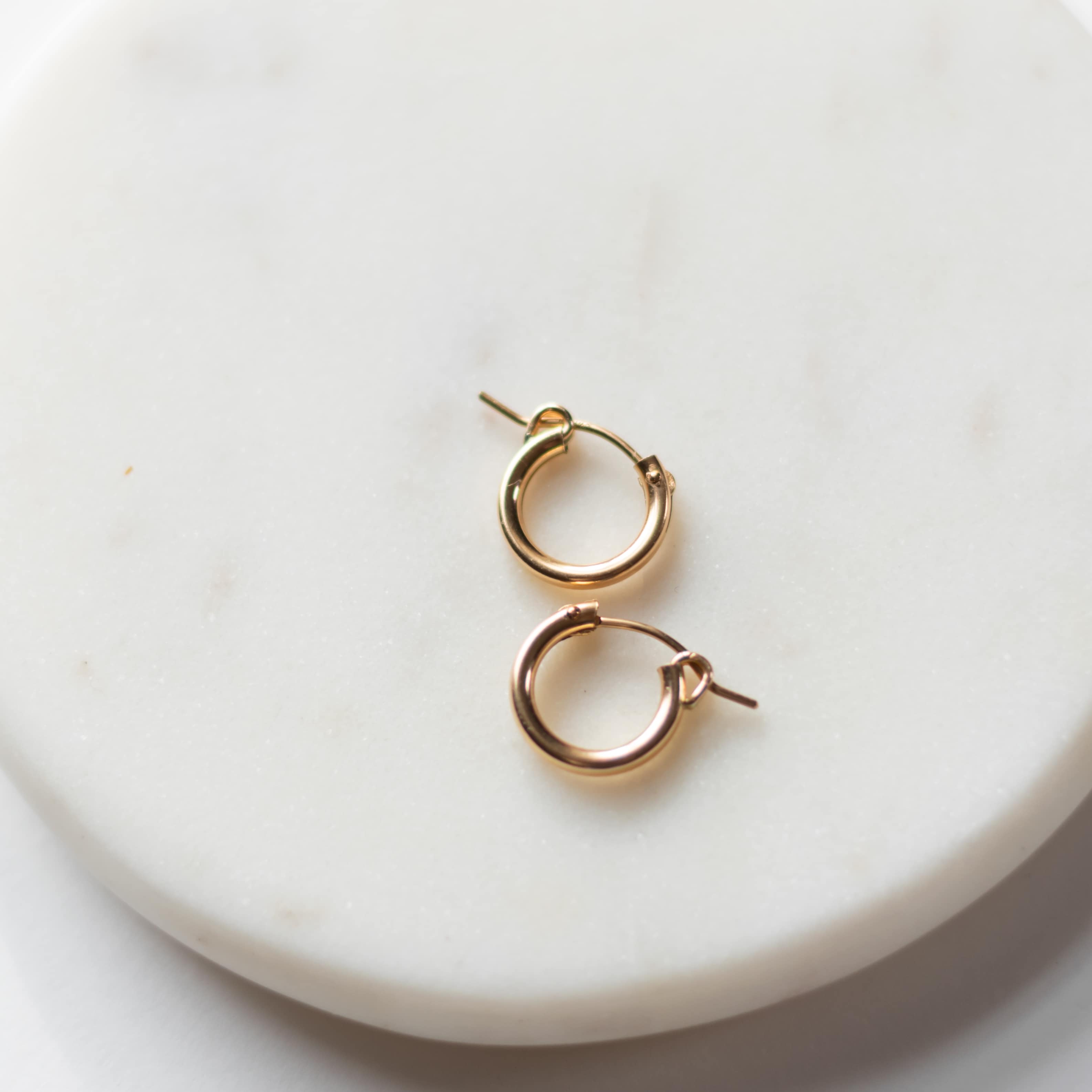 The Gia — Classic Gold Hoops