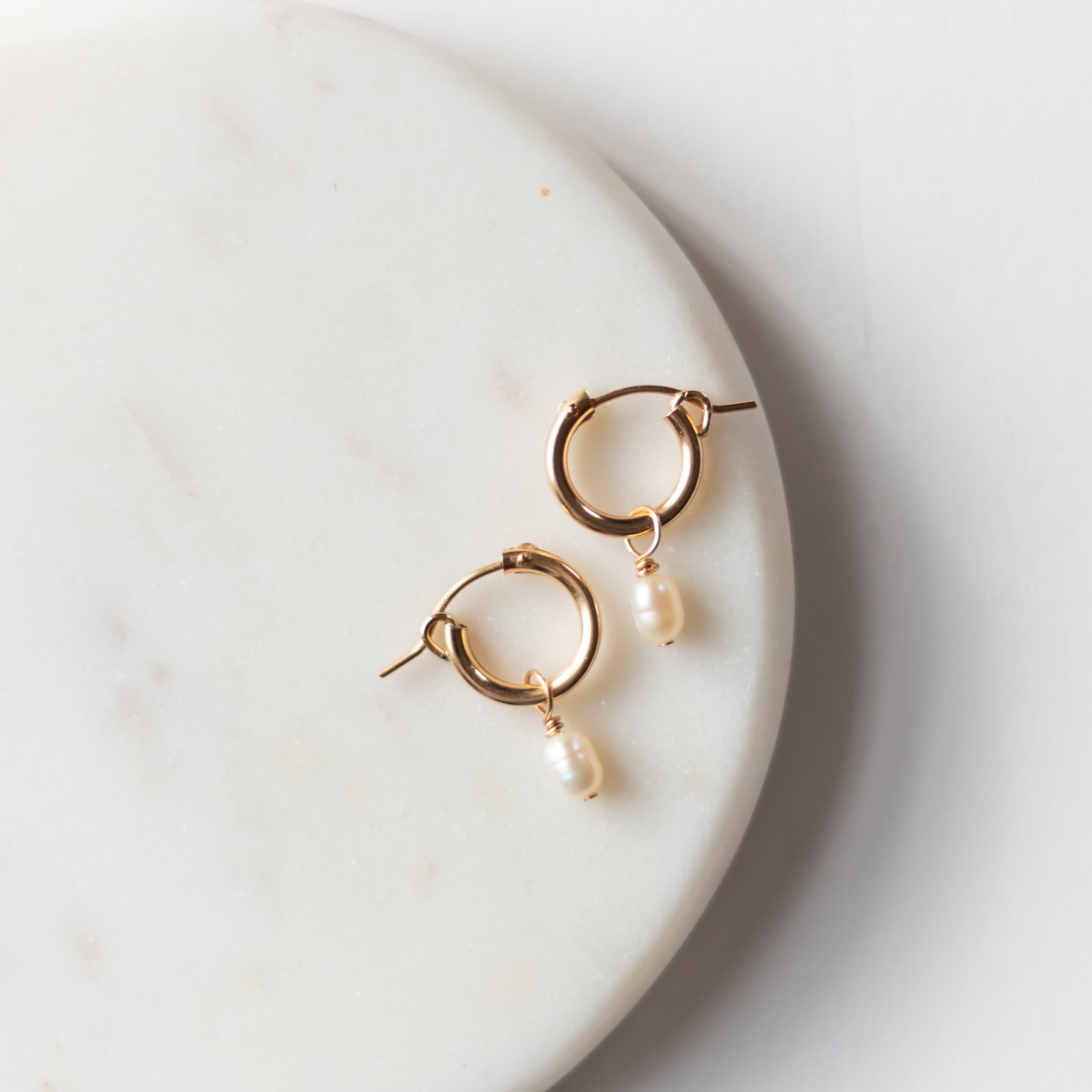 The Gia — Classic Gold Hoops