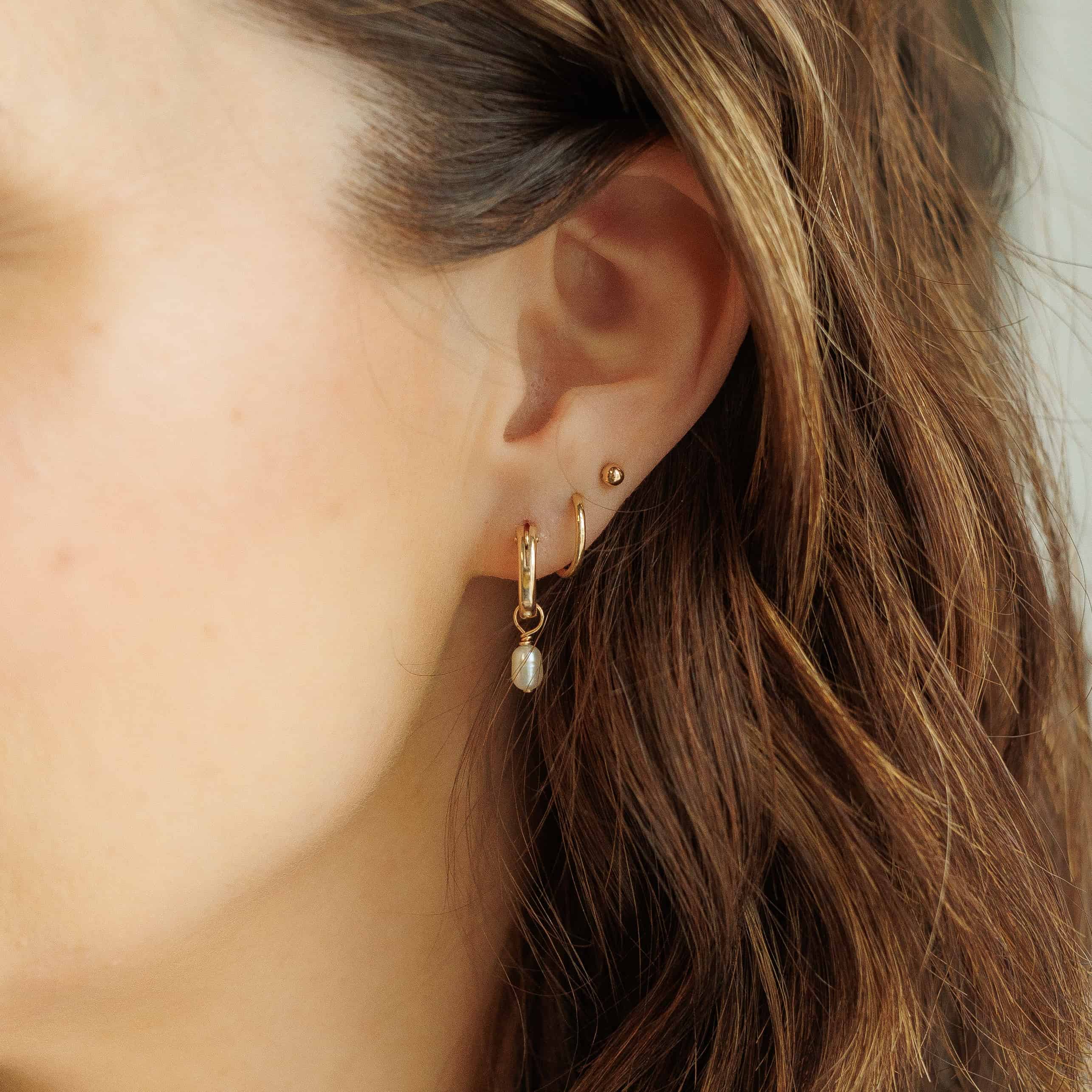 The Gia — Classic Gold Hoops