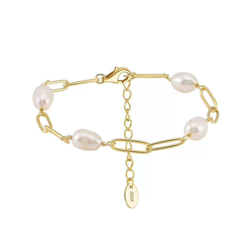 The Camille — Pearl Paperclip Bracelet