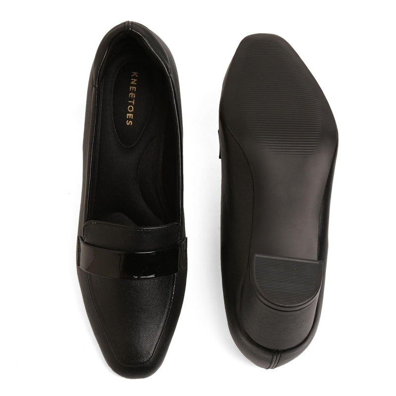 The Virelia — Black Pump