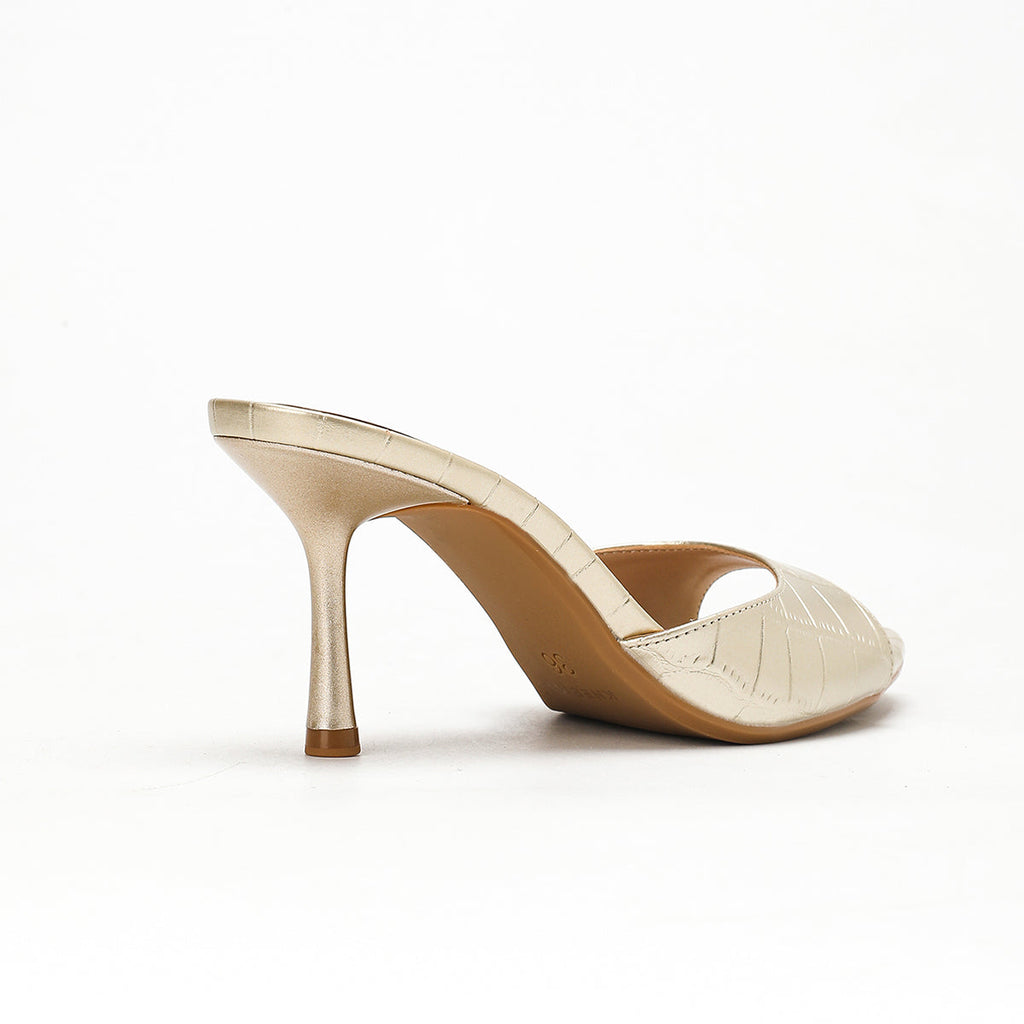The Orlina — Gold Kitten Heel