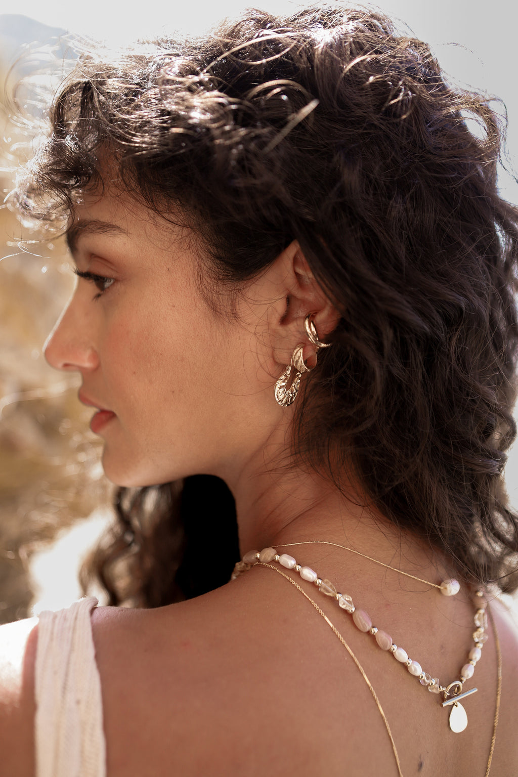 The Éléonore — Floating Pearl Necklace