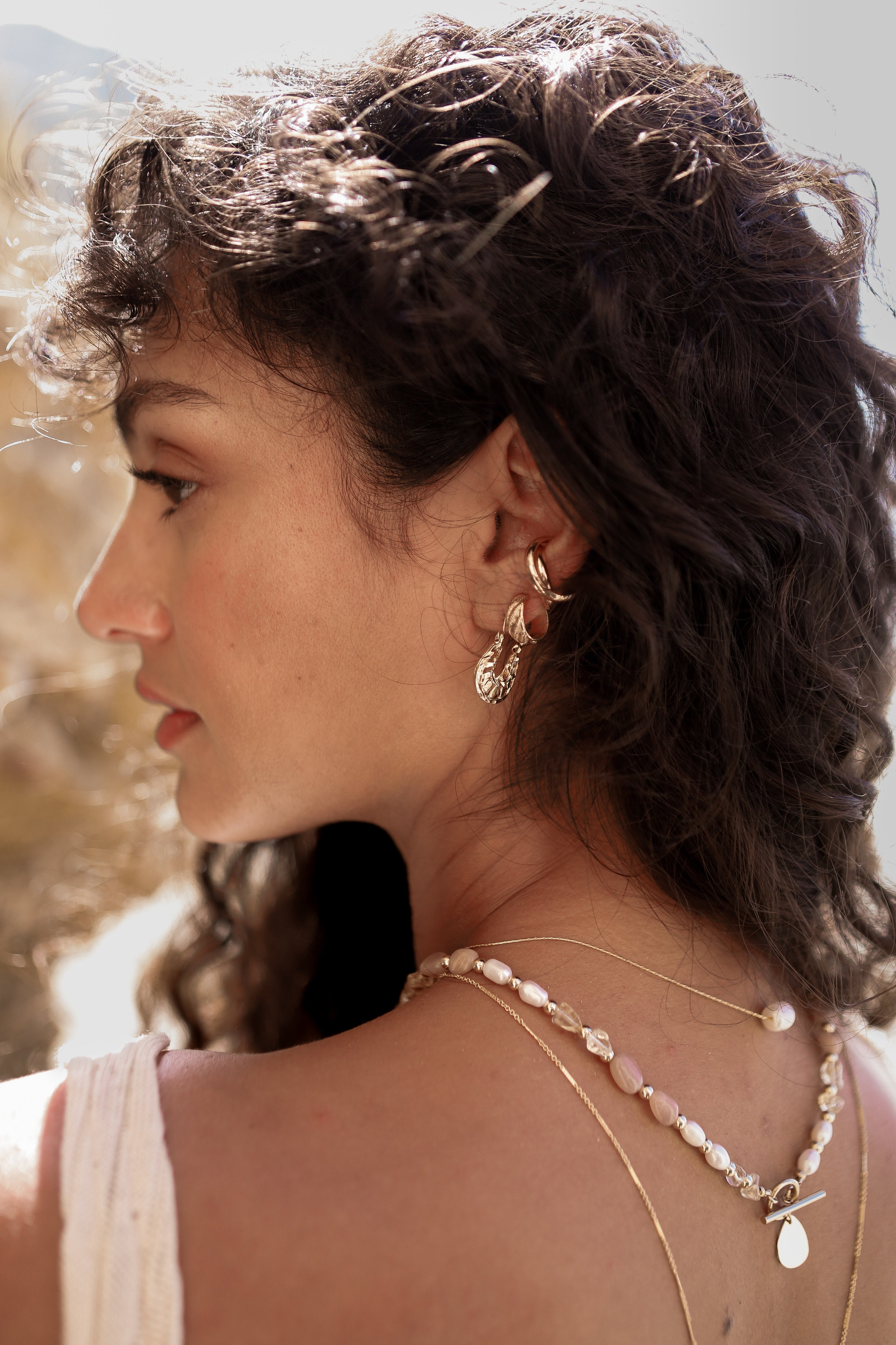 The Éléonore — Floating Pearl Necklace