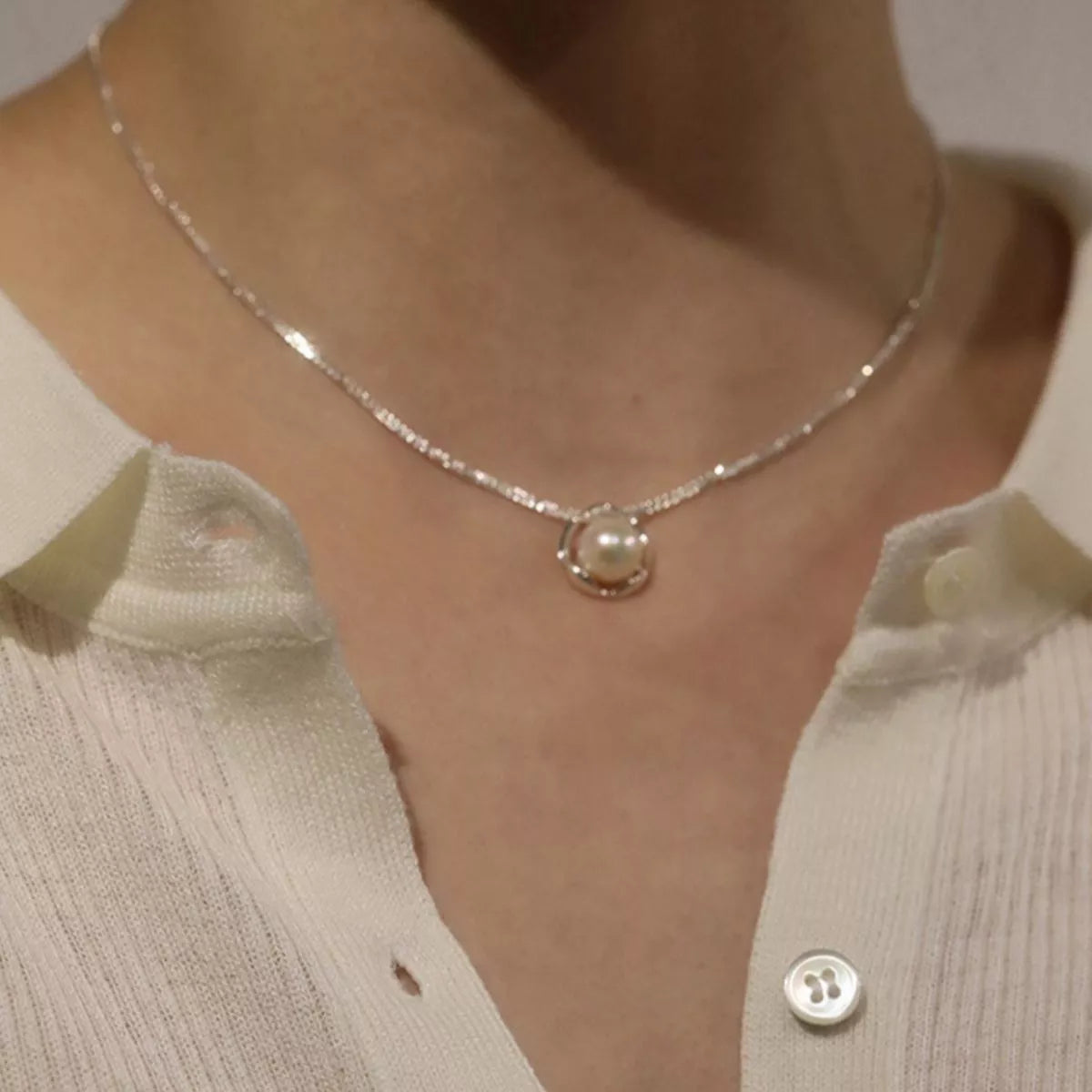 The Solène — Pearl Pendant Necklace